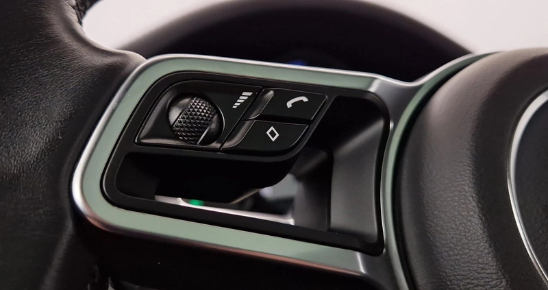 Porsche Macan cena 182900 przebieg: 109000, rok produkcji 2016 z Słomniki małe 352
